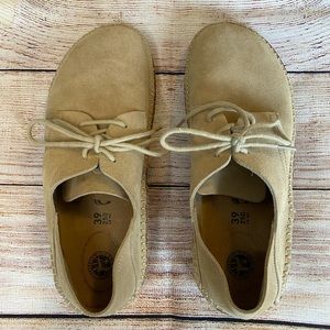 Women’s Birkenstock Gary Suede Leather (Sand)